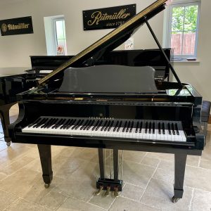 Young Chang baby grand piano